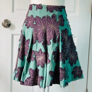 TIBI Cottagecore Inspired Cotton Aline Skirt with Floral Applique (size 2)